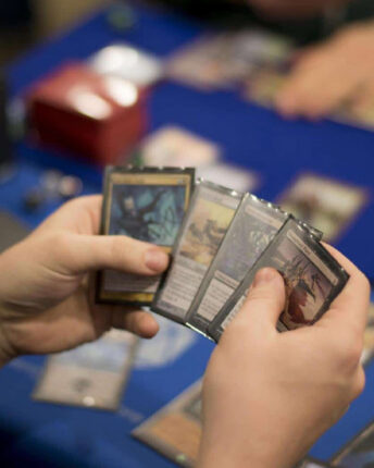 Trading Card Game στο OdosErmou.GR